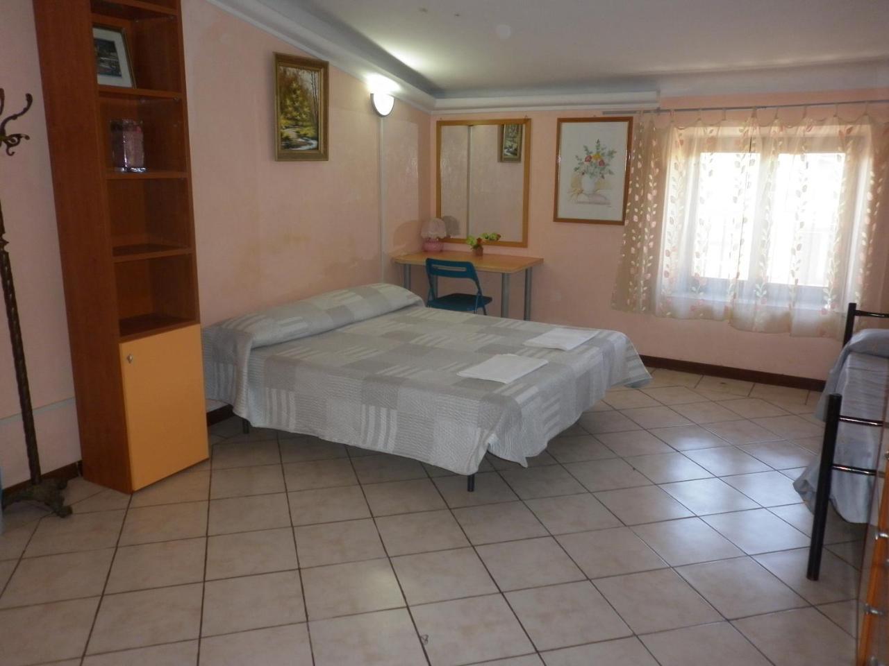 Roma Inn 2000 المظهر الخارجي الصورة